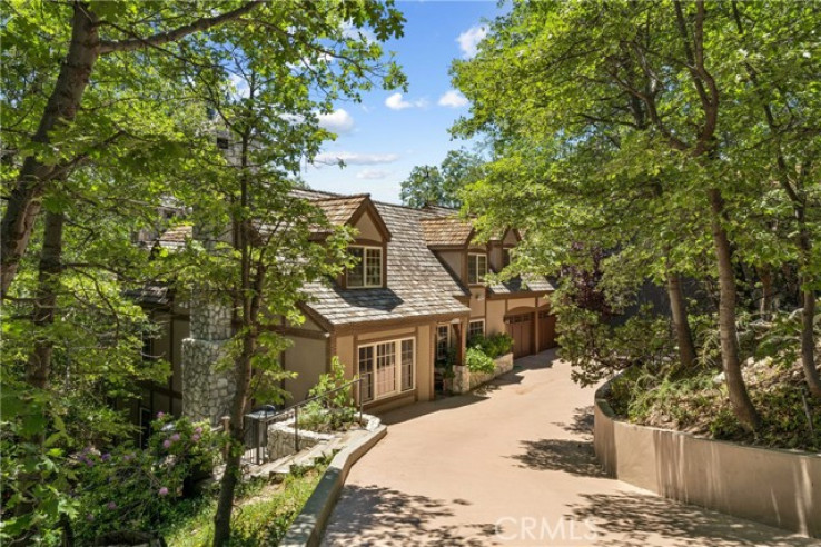 3 Bed Home for Sale in Lake Arrowhead, California
