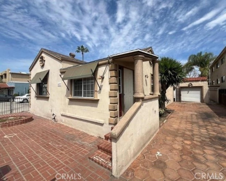 3 Bed Home for Sale in Van Nuys, California