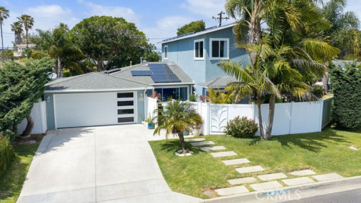 Residential Home in Southwest Costa Mesa