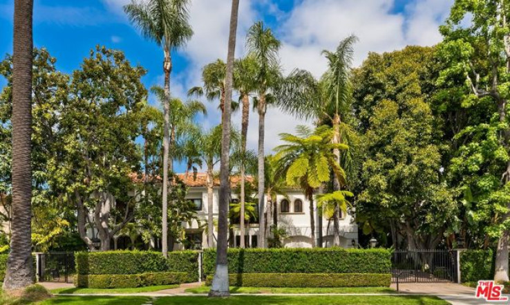 5 Bed Home for Sale in Beverly Hills, California