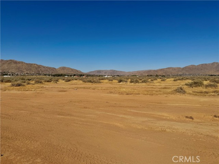 Land in Apple Valley