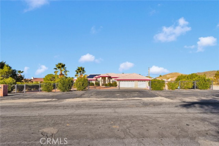 4 Bed Home for Sale in Apple Valley, California