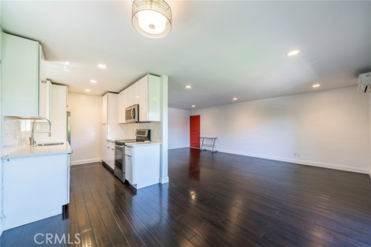 Residential Home in Westwood - Century City