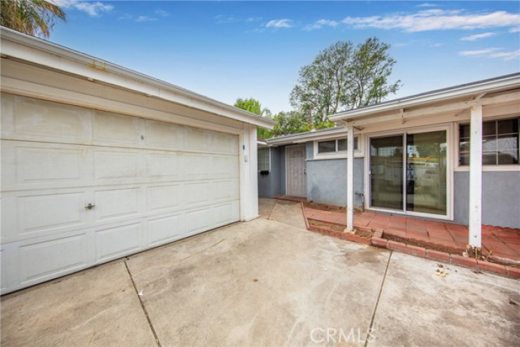 4 Bed Home for Sale in Van Nuys, California