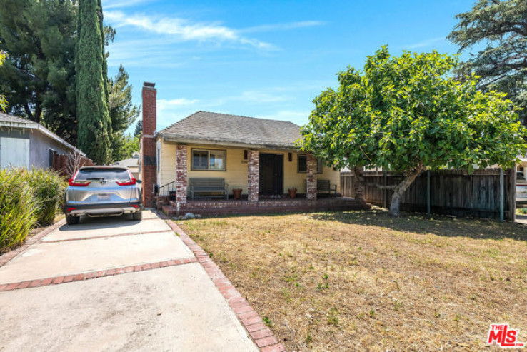 Residential Home in Sherman Oaks