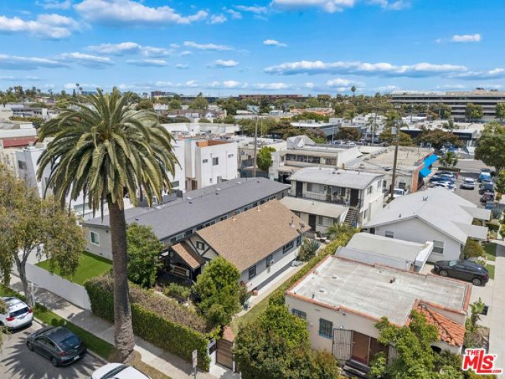  Income Home for Sale in Santa Monica, California