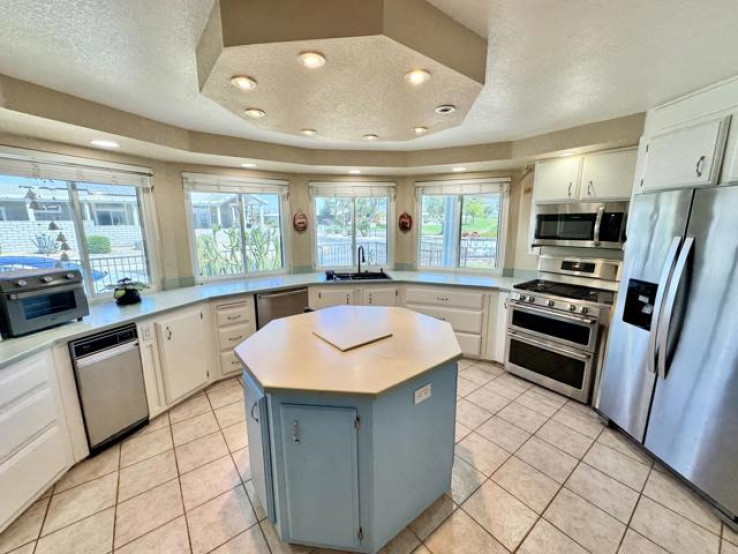 Residential Home in North Palm Desert