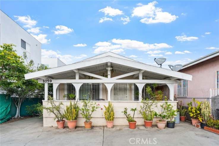 3 Bed Home for Sale in County - Los Angeles, California