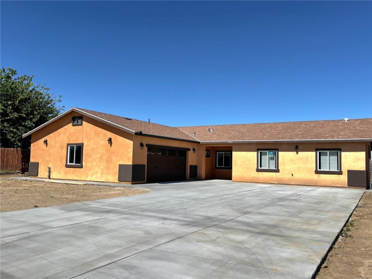 4 Bed Home for Sale in Lancaster, California