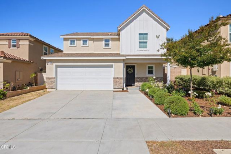 3 Bed Home for Sale in Santa Paula, California