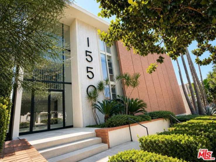 2 Bed Home for Sale in Los Angeles, California