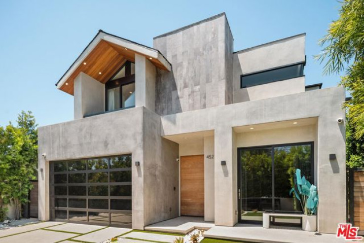 Residential Home in Studio City
