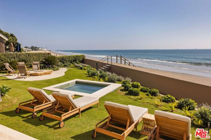 6 Bed Home for Sale in Carpinteria, California