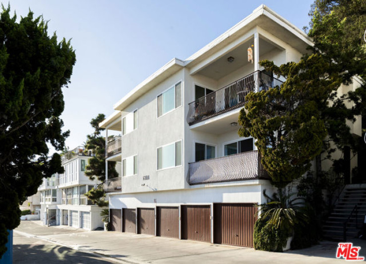 2 Bed Home for Sale in Malibu, California