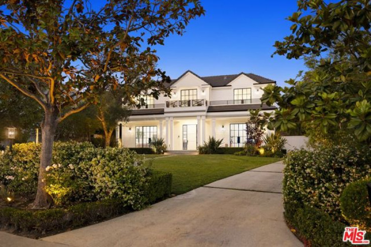 5 Bed Home for Sale in Pacific Palisades, California