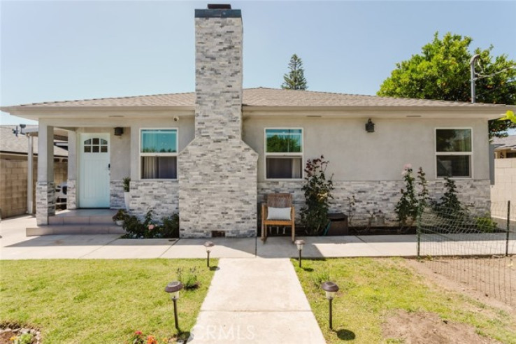 4 Bed Home for Sale in Van Nuys, California