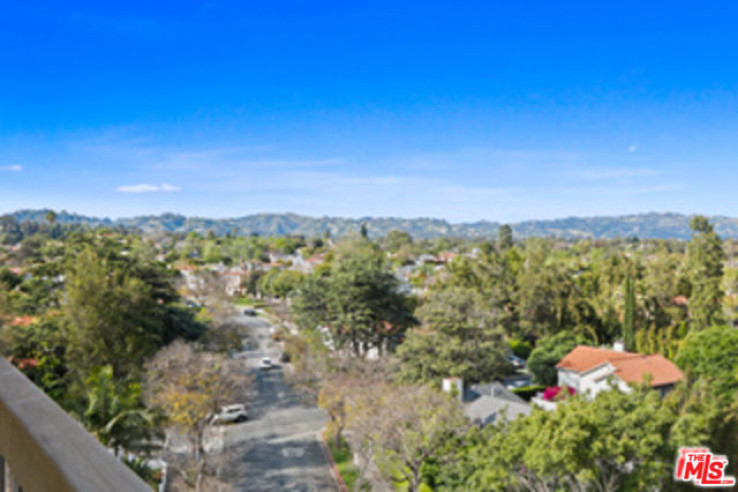 1 Bed Home for Sale in Los Angeles, California