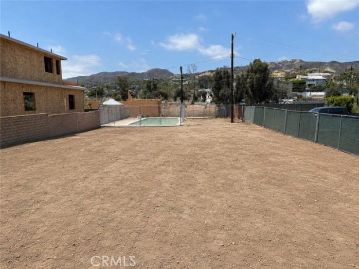 Land in Pacific Palisades
