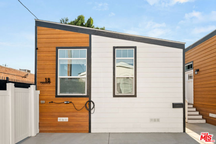 3 Bed Home for Sale in North Hollywood, California