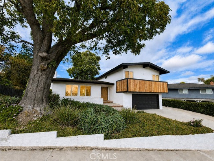 4 Bed Home for Sale in Thousand Oaks, California