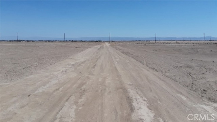 Land in Rosamond