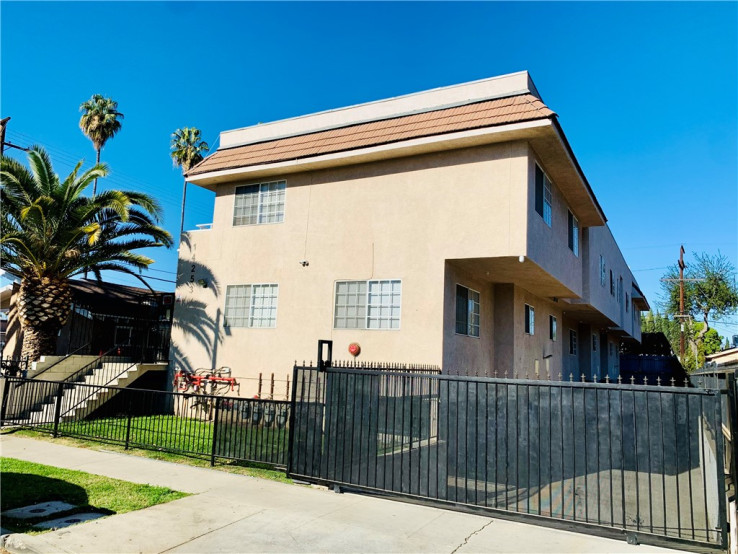  Income Home for Sale in Van Nuys, California