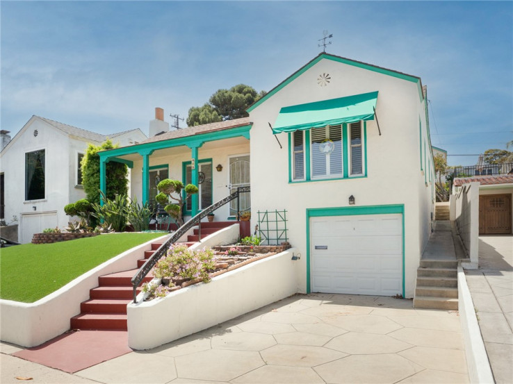 2 Bed Home for Sale in El Segundo, California