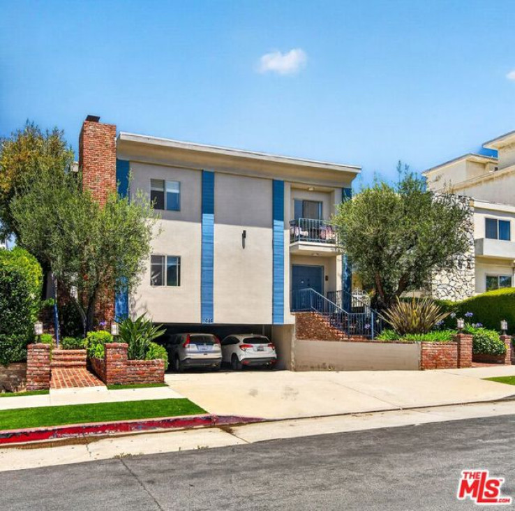 Residential Home in Brentwood