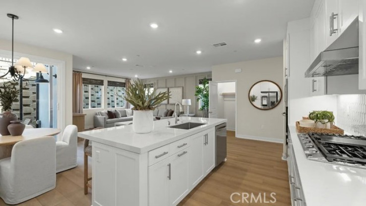 4 Bed Home for Sale in Santa Paula, California