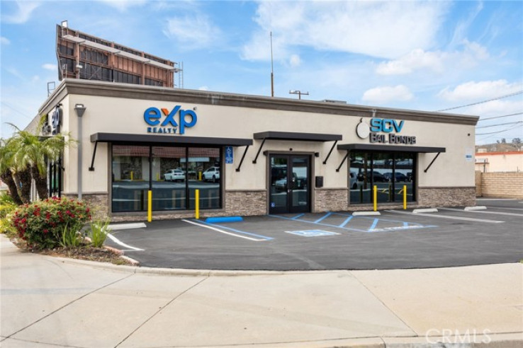  Commercial for Sale in Canyon Country, California