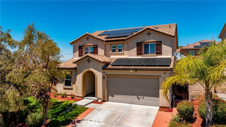 4 Bed Home for Sale in Saugus, California