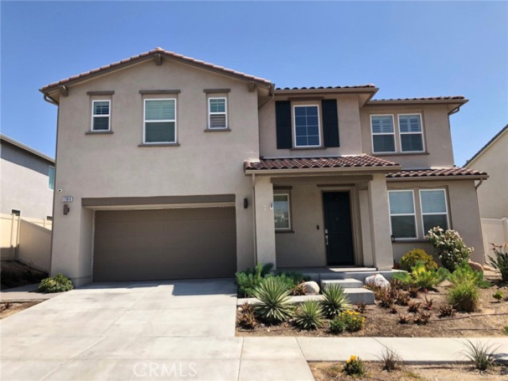 4 Bed Home for Sale in Canyon Country, California