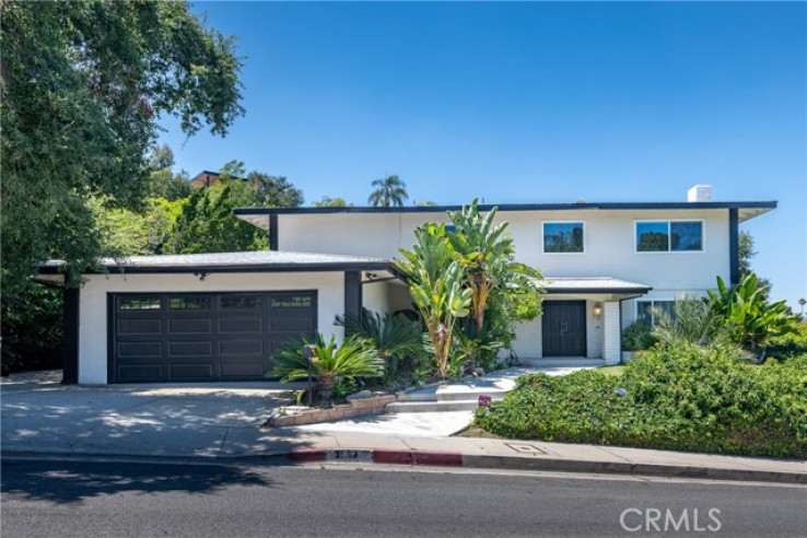 4 Bed Home for Sale in Encino, California