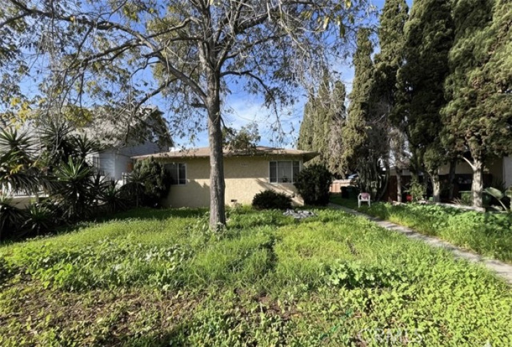 3 Bed Home for Sale in Los Angeles, California