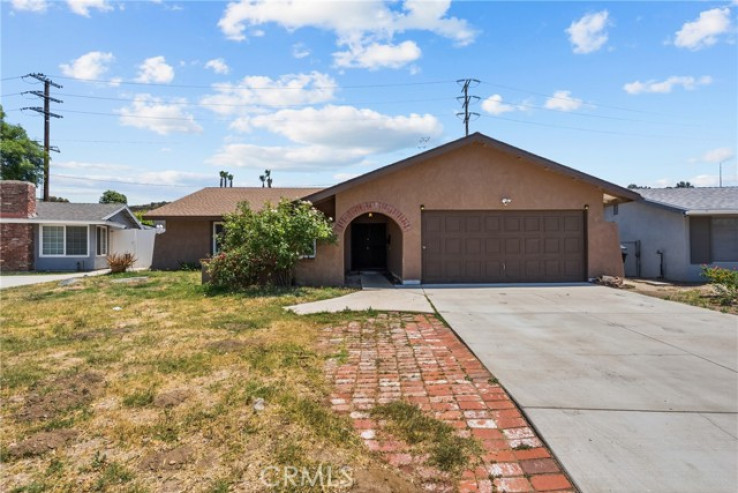 4 Bed Home for Sale in Saugus, California