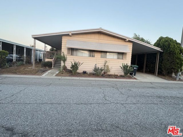 Residential Home in Rancho Dominguez