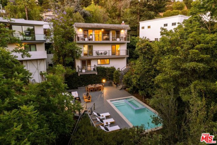 3 Bed Home for Sale in Los Angeles, California