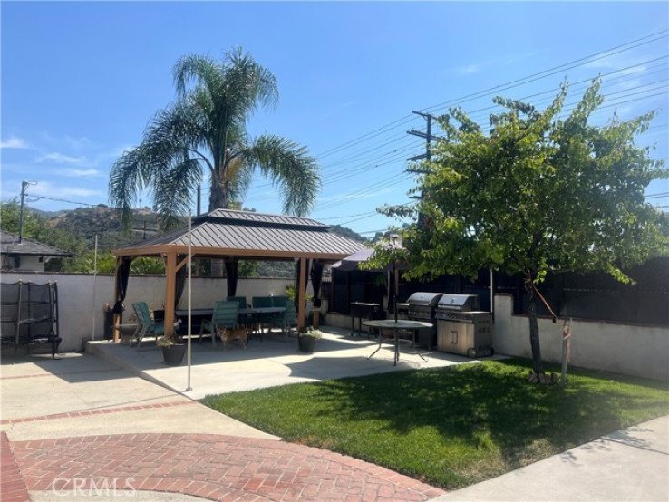 3 Bed Home for Sale in Tujunga, California