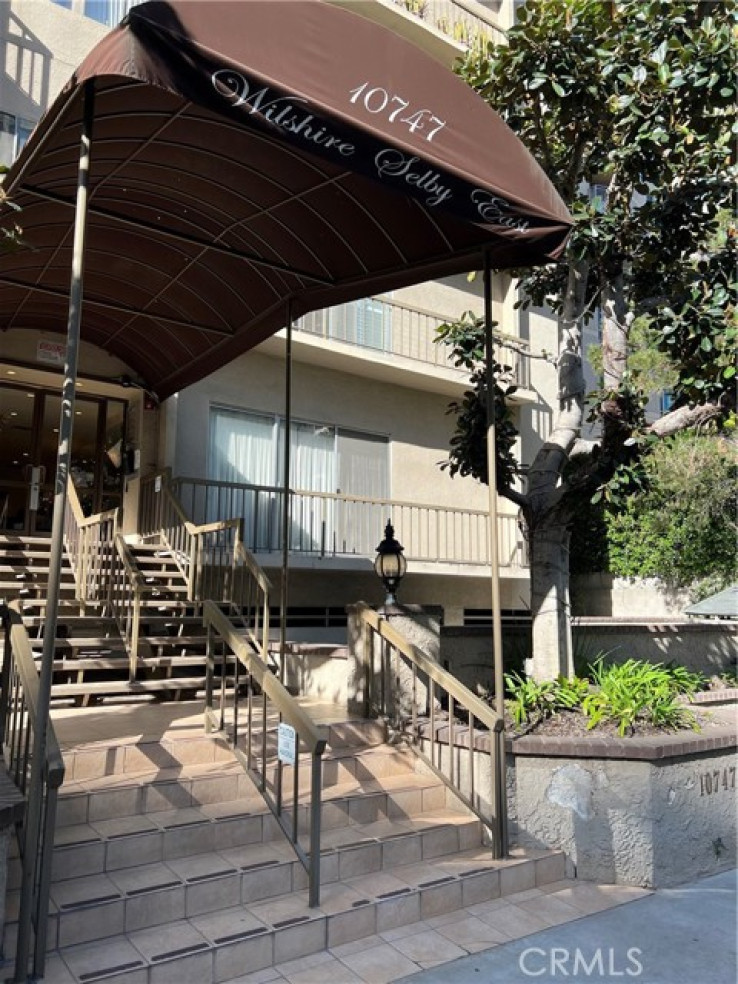 Residential Home in Westwood - Century City