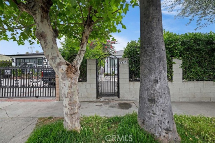  Income Home for Sale in Los Angeles, California