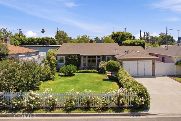 4 Bed Home for Sale in Van Nuys, California