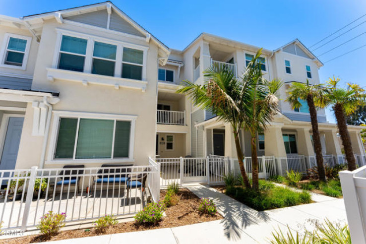 Residential Home in Ventura
