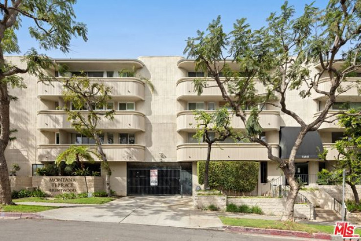 Residential Home in Brentwood