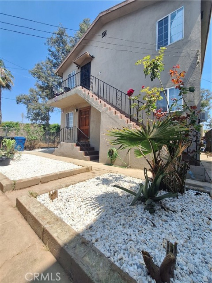  Income Home for Sale in Los Angeles, California