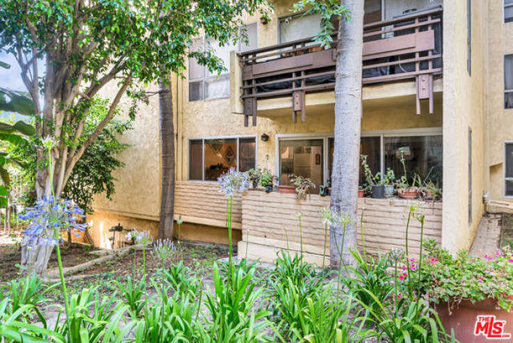 1 Bed Home for Sale in Culver City, California