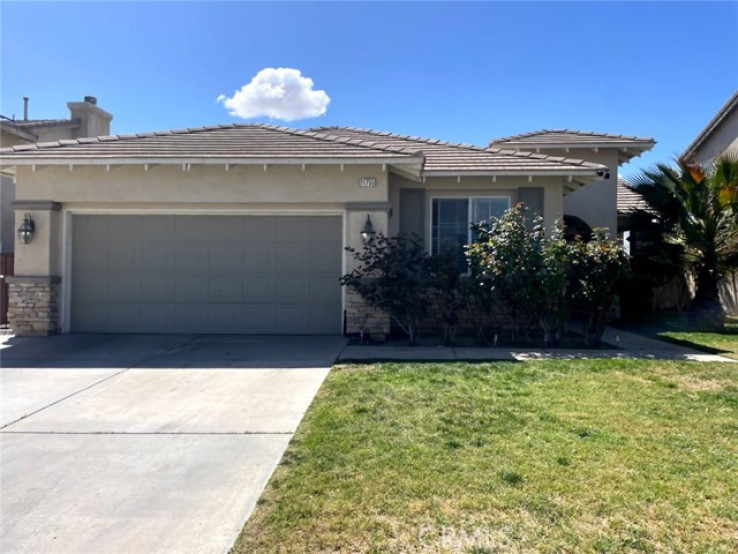 5 Bed Home for Sale in Adelanto, California