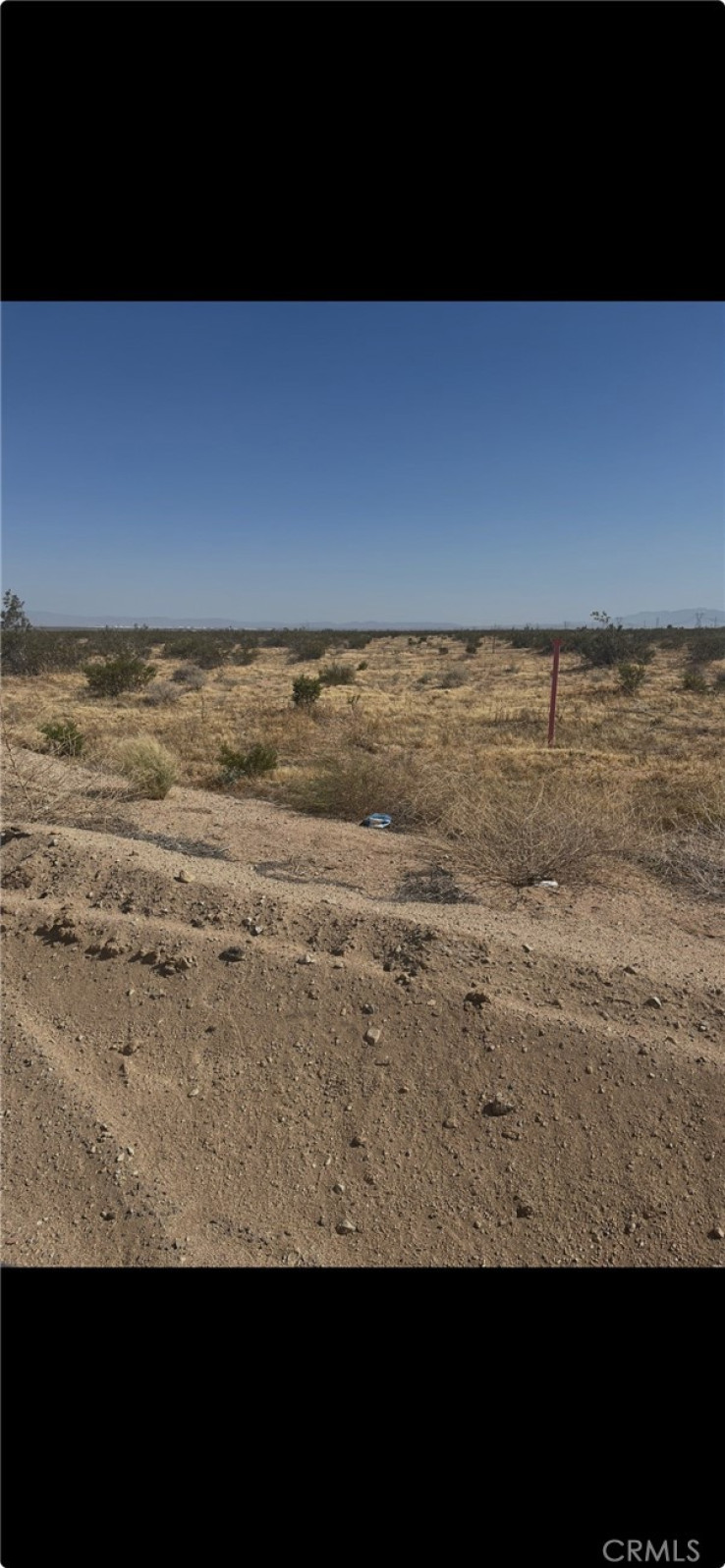 Land in Helendale