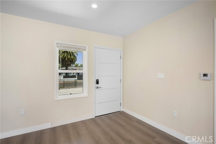  Income Home for Sale in Sun Valley, California