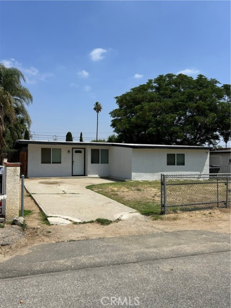 4 Bed Home for Sale in Bloomington, California