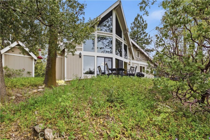 3 Bed Home for Sale in Lake Arrowhead, California